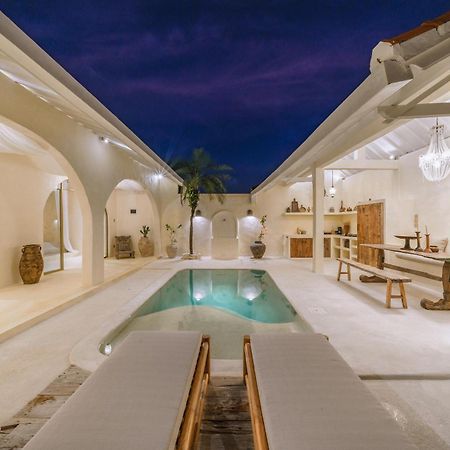 Villa Stella: 2Br Vibrant Mediterranean Oasis Canggu Dış mekan fotoğraf